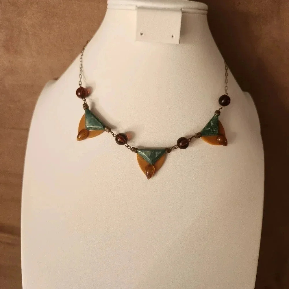 Tri-color statement necklace
